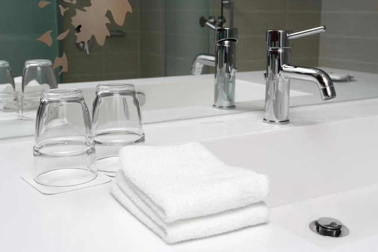 Wingate By Wyndham Denver Airport Hotel