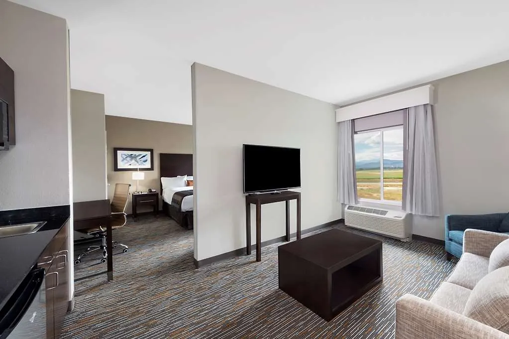 Wingate By Wyndham Denver Airport Hotel